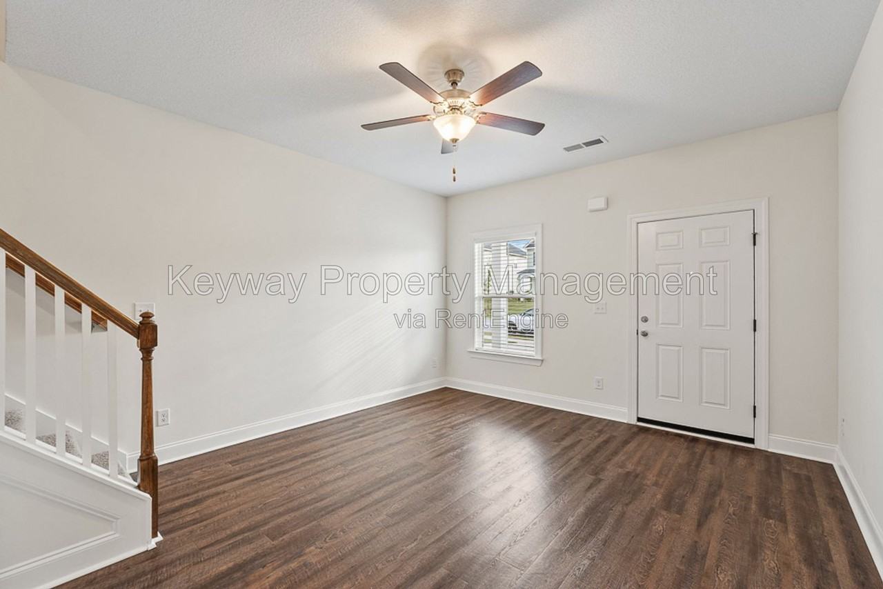 2343 Belair Spring Rd - Photo 5 of 25