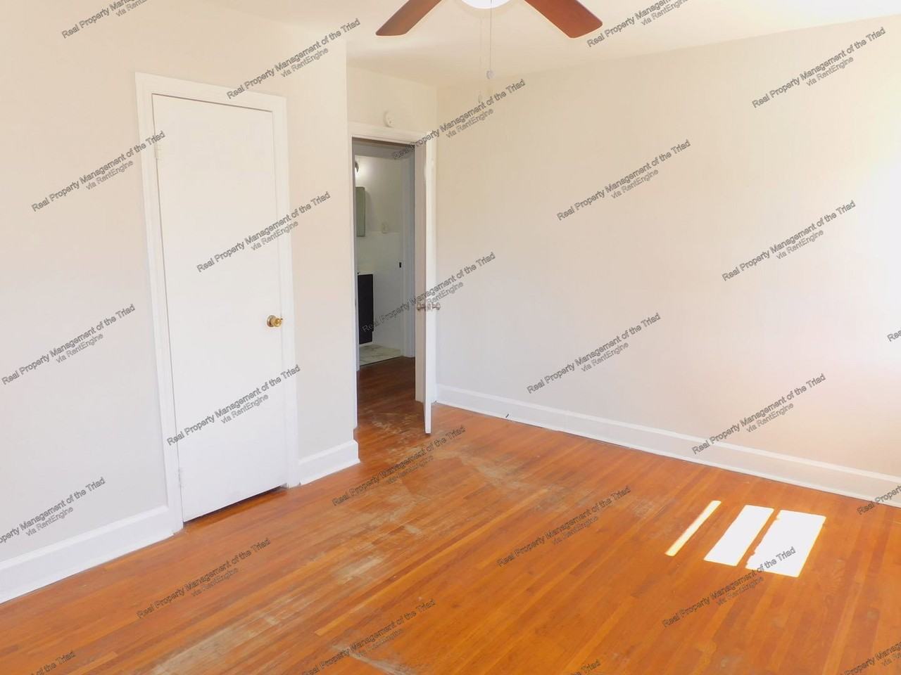 2228 Delta Pl - Photo 4 of 23