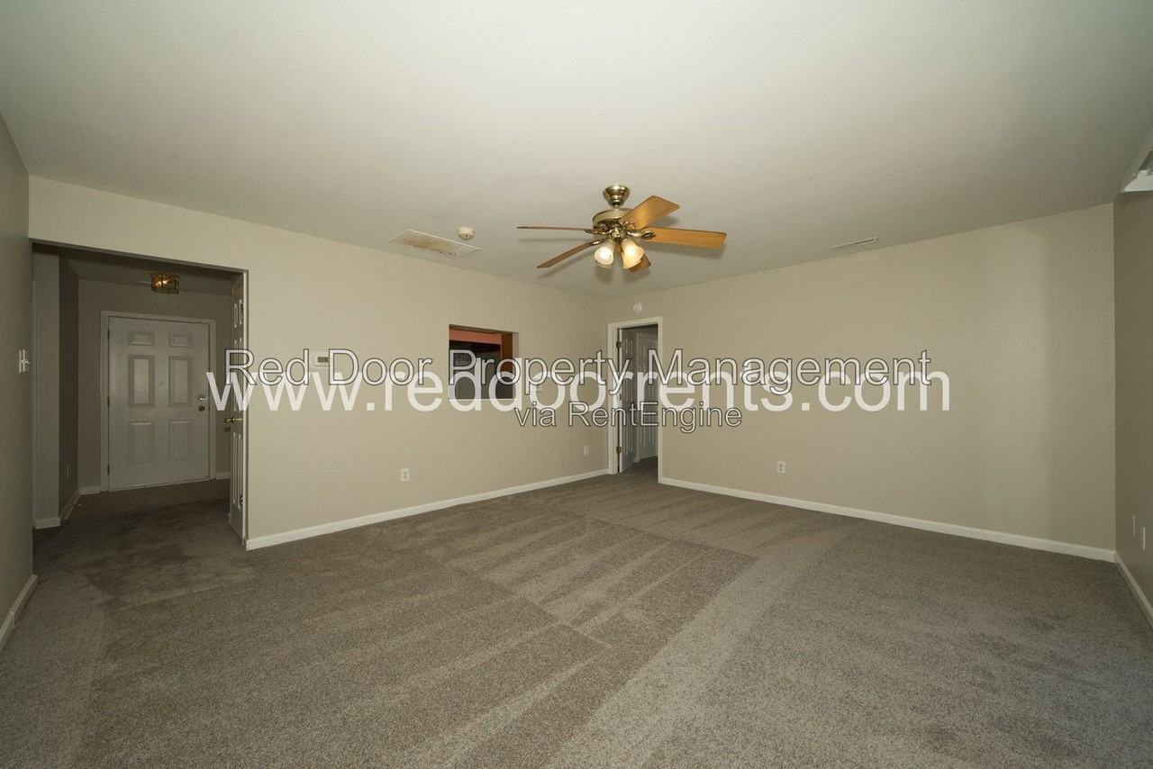 6816 Bluestem Ct - Photo 7 of 24
