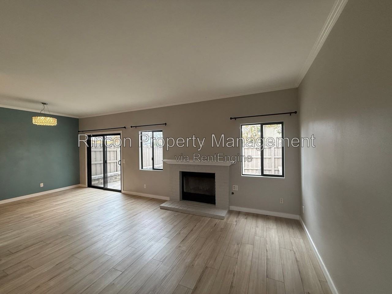 2317 Chippewa Ln - Photo 3 of 21