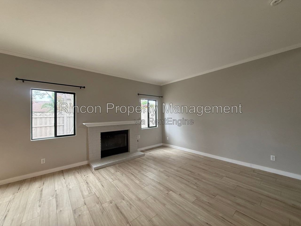 2317 Chippewa Ln - Photo 4 of 21