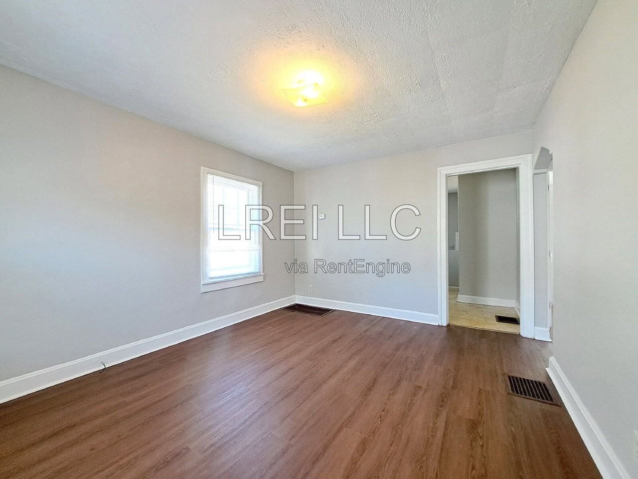 341 N 42nd St - Photo 2 of 14