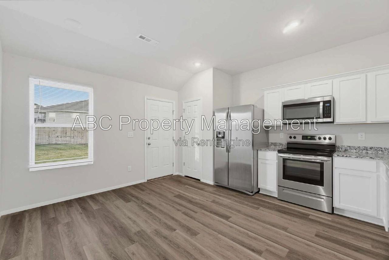 4306 Sw Sackett Ave - Photo 2 of 15