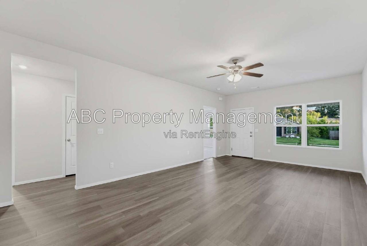 4306 Sw Sackett Ave - Photo 6 of 15