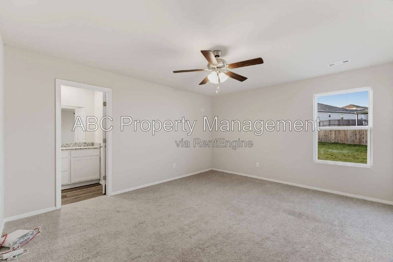 4306 Sw Sackett Ave - Photo 7 of 15