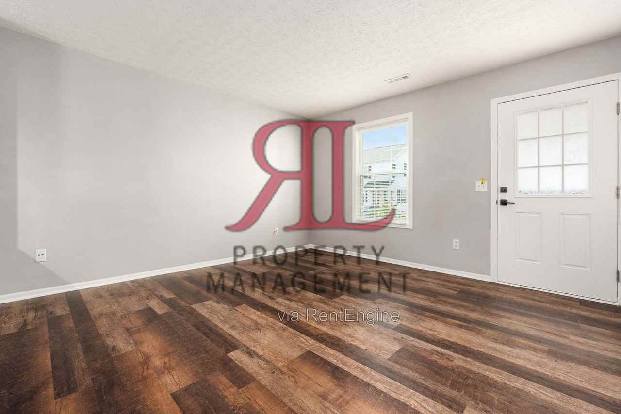 6022 Brice Park Dr #17D - Photo 5 of 22
