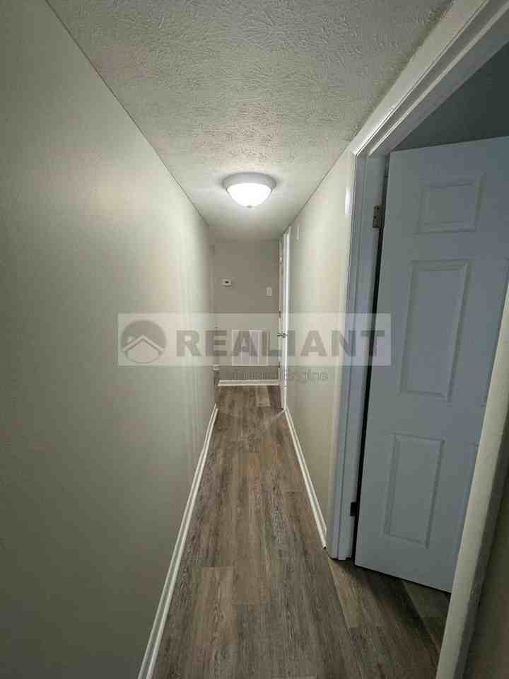 209 Lakeshore Dr #3 - Photo 6 of 21
