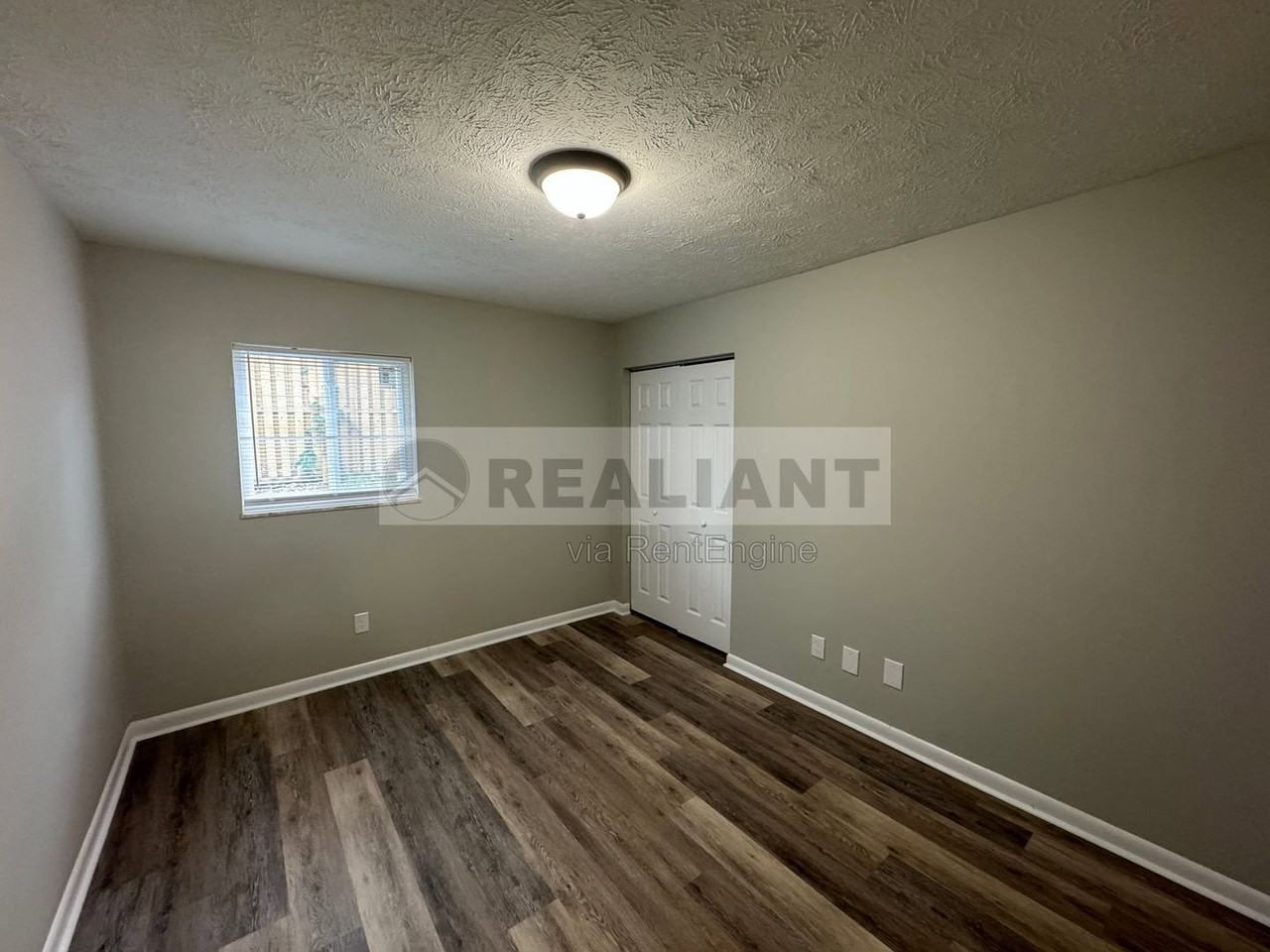 209 Lakeshore Dr #3 - Photo 7 of 21
