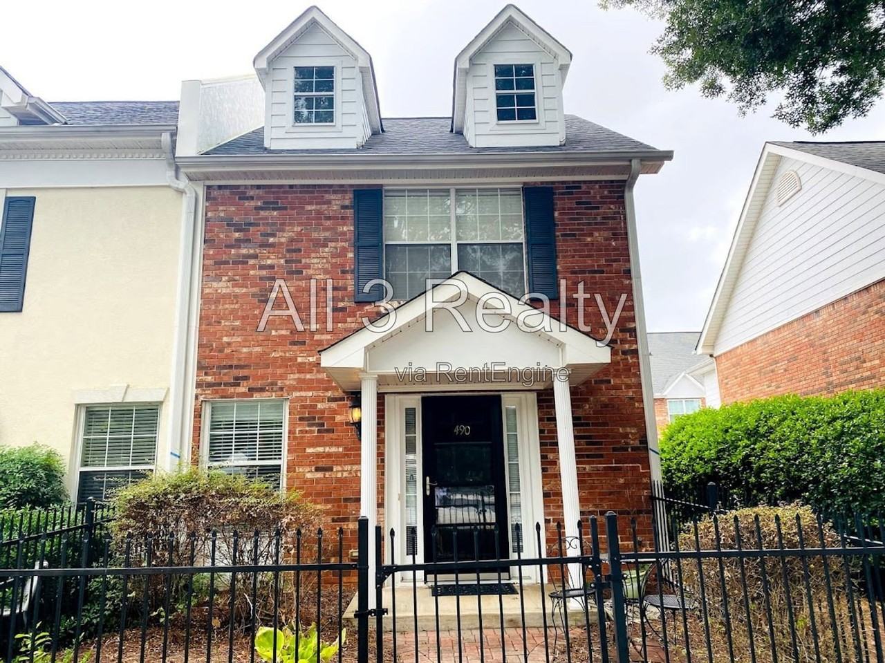 490 N Jeff Davis Dr - Photo 2 of 42