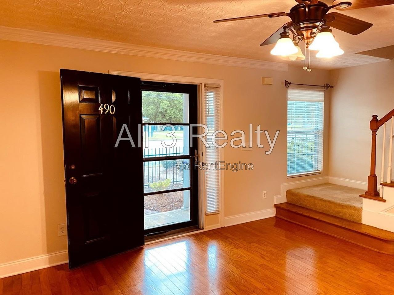 490 N Jeff Davis Dr - Photo 5 of 42
