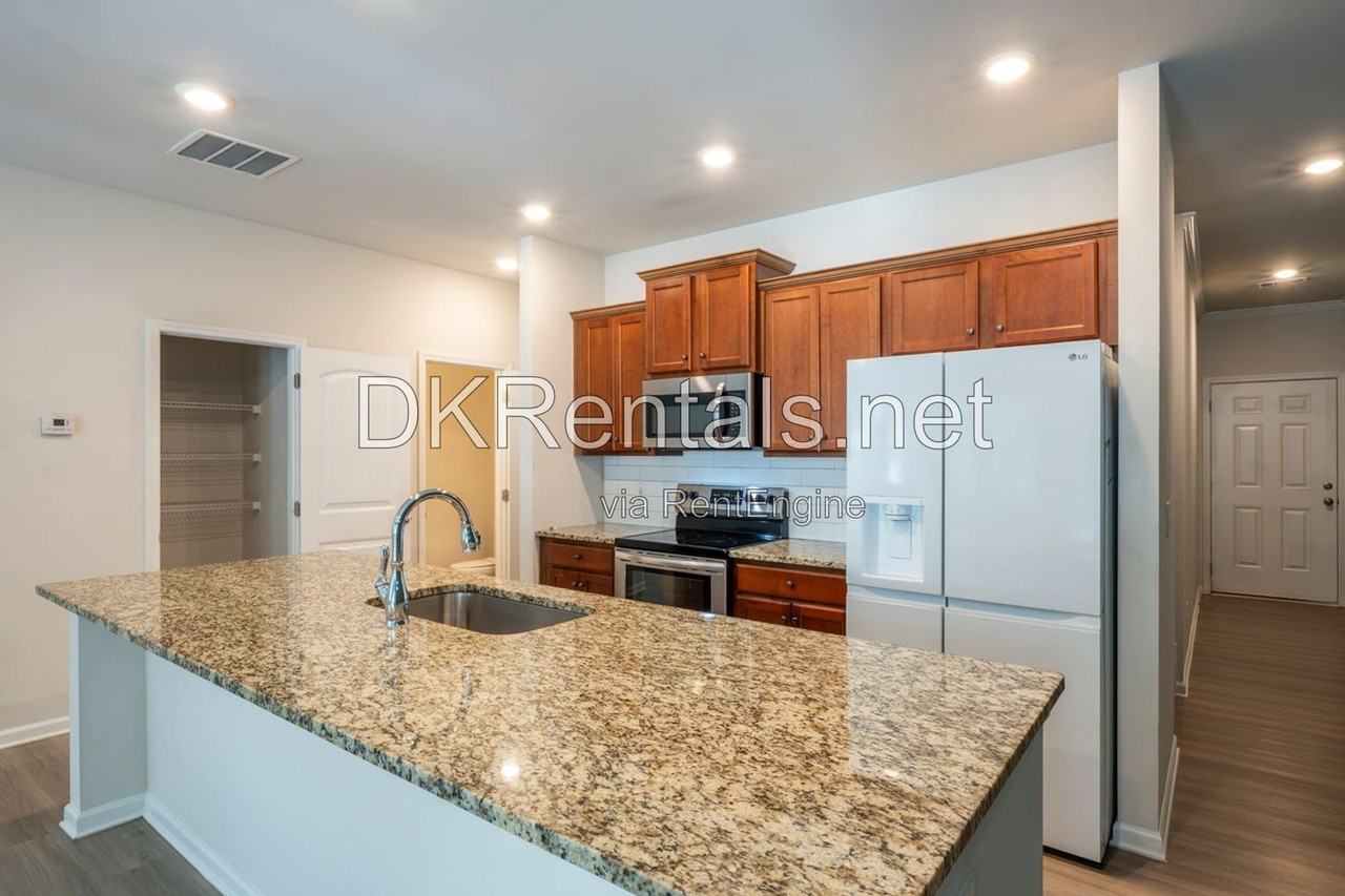 329 Whitetail Cir - Photo 5 of 21
