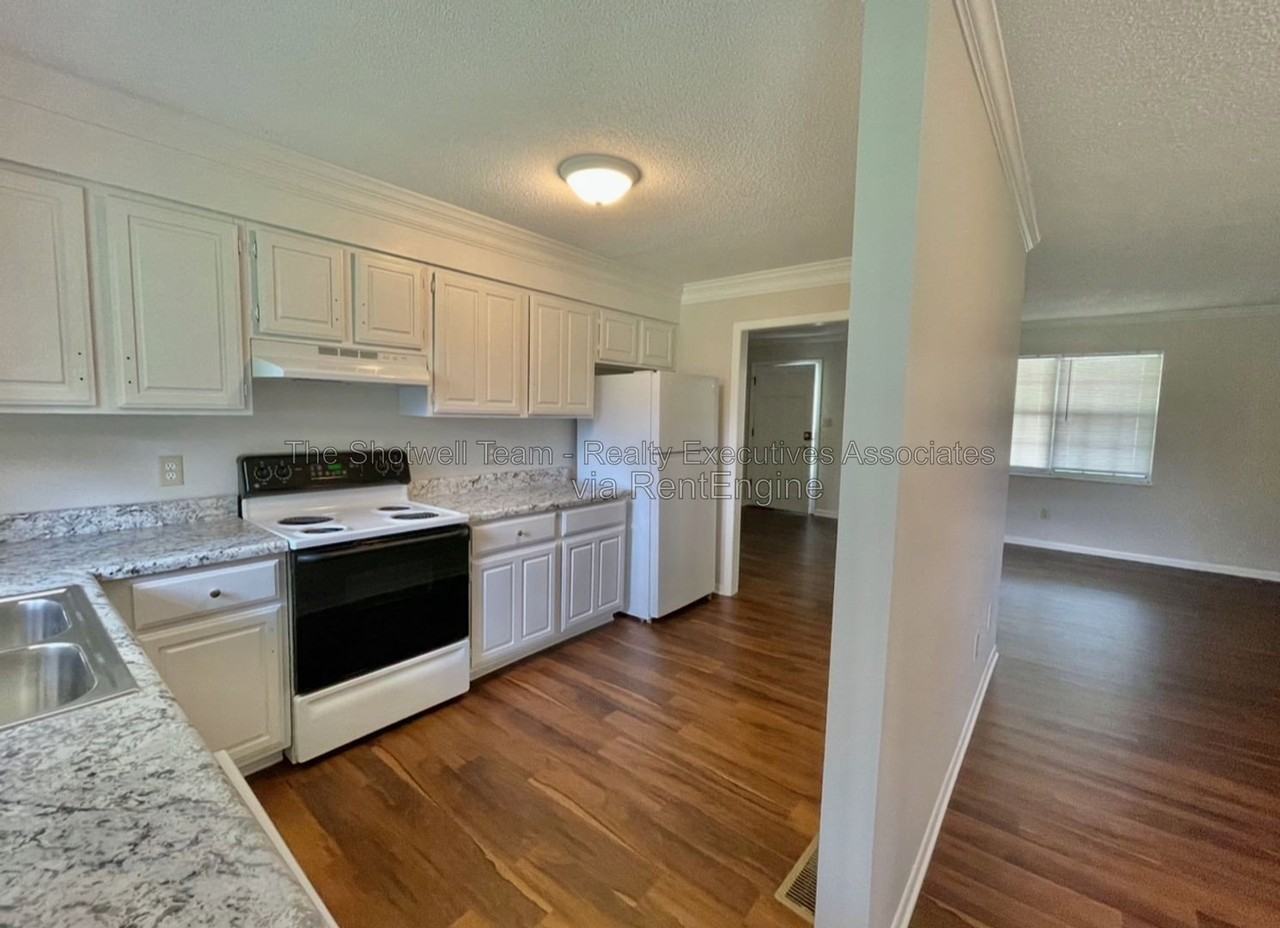 6909 Wright Rd #1 - Photo 3 of 9