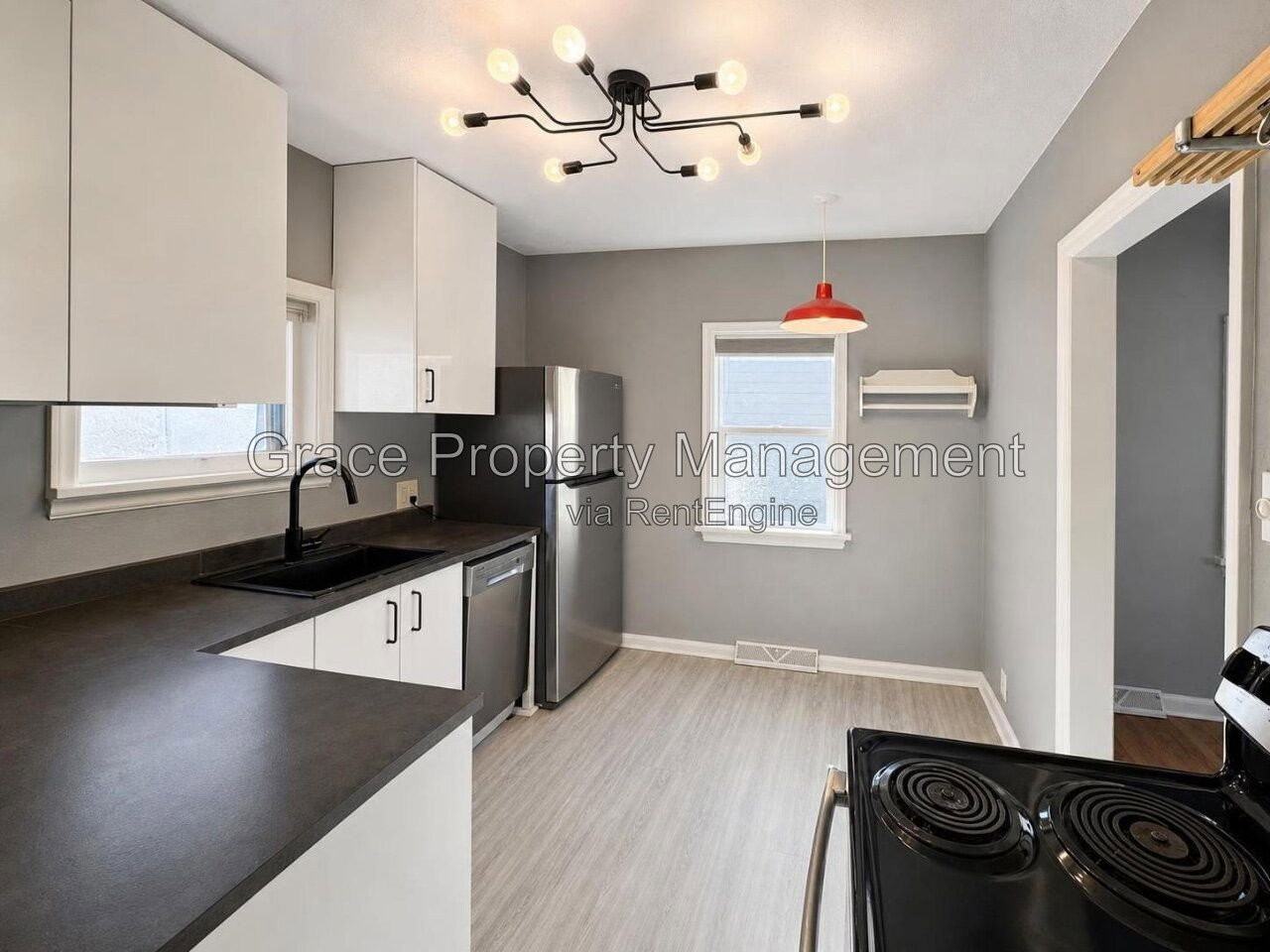 5618 Balsam St - Photo 4 of 18