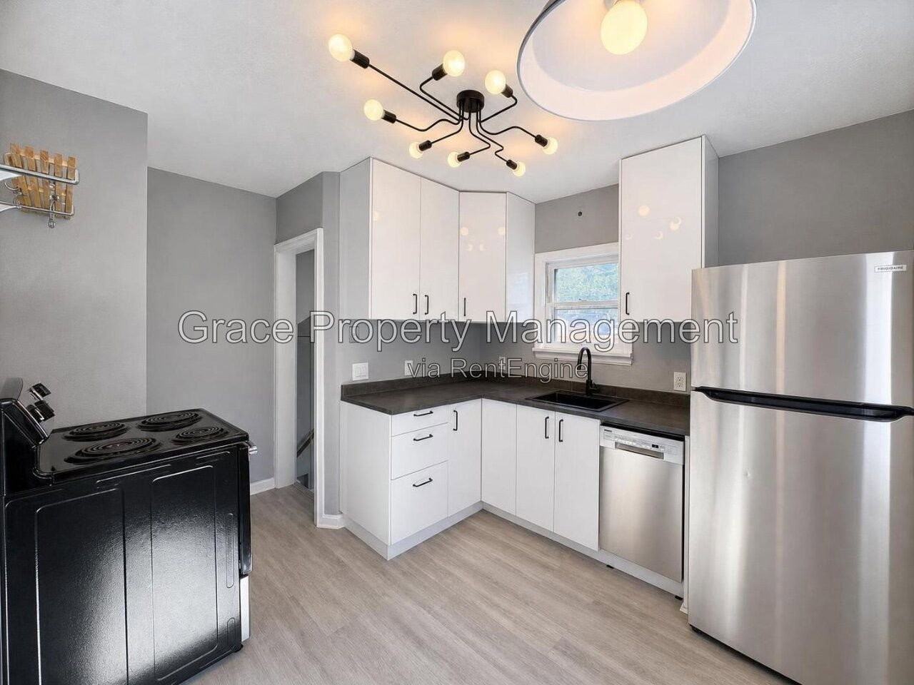 5618 Balsam St - Photo 5 of 18