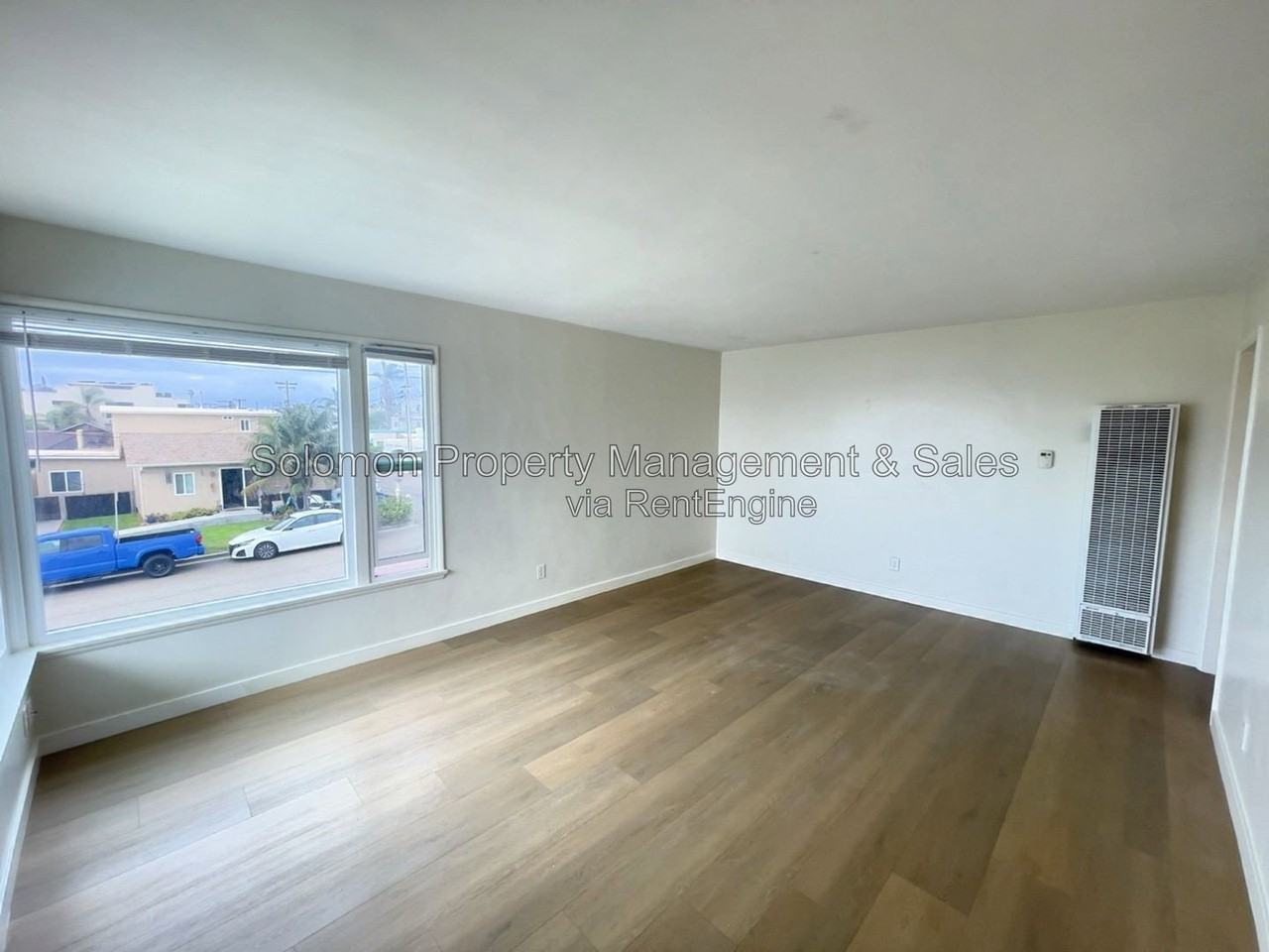 1002 Tait St #B - Photo 7 of 18