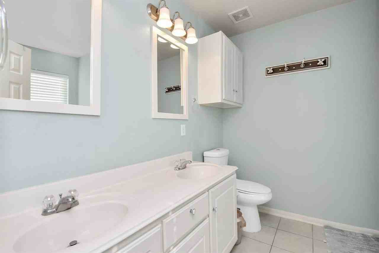 17922 Mission Bluff Ln - Photo 5 of 40