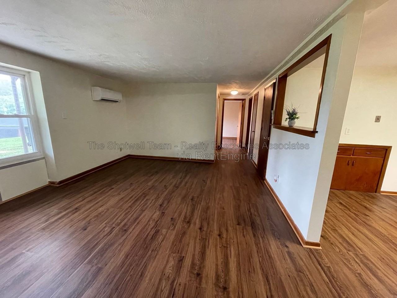 4913 Ethel Ln - Photo 4 of 8
