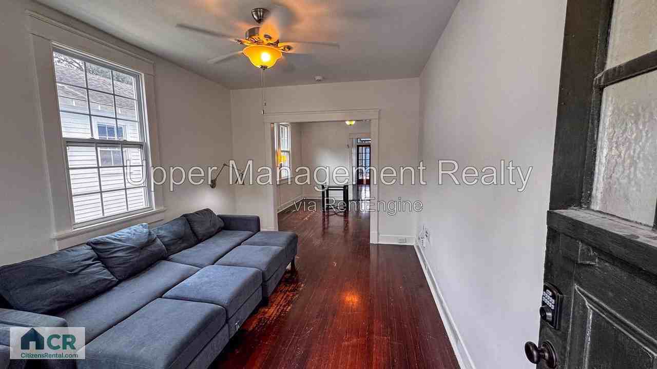 1530 Hillary St - Photo 3 of 15