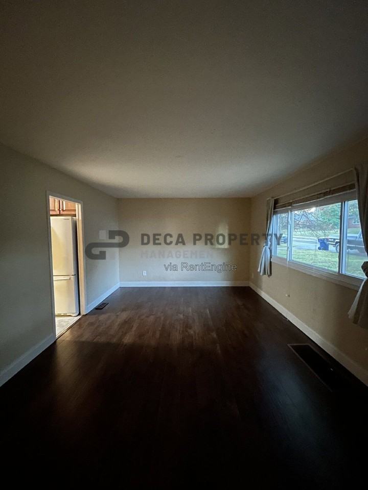 7221 Weber Rd - Photo 2 of 21