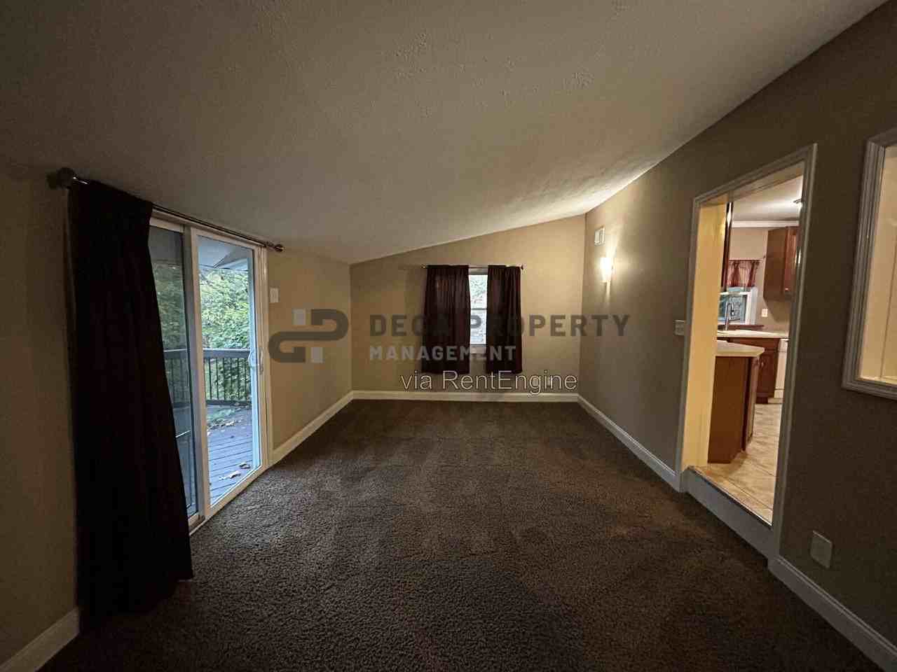 7221 Weber Rd - Photo 7 of 21