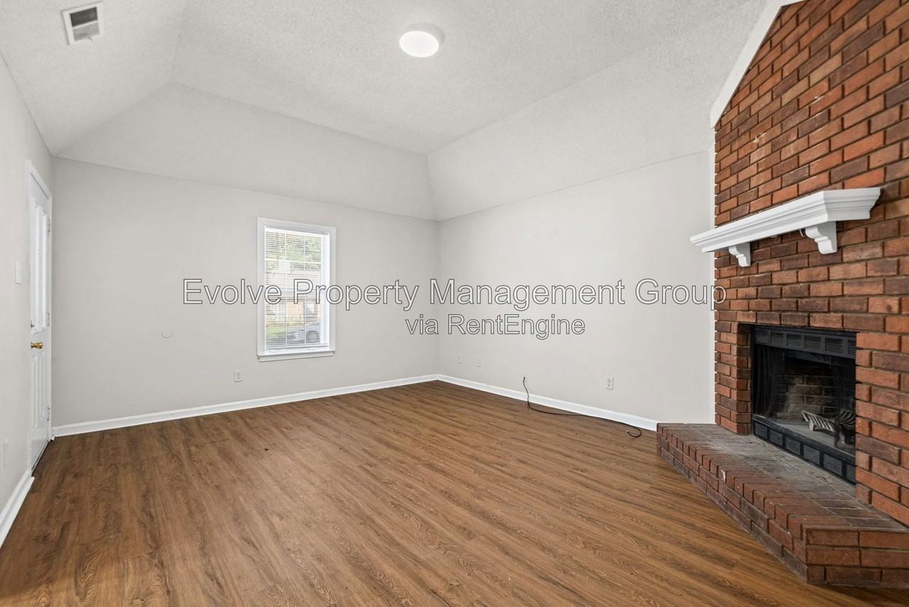 3918 Oak Branch Cir W - Photo 5 of 20