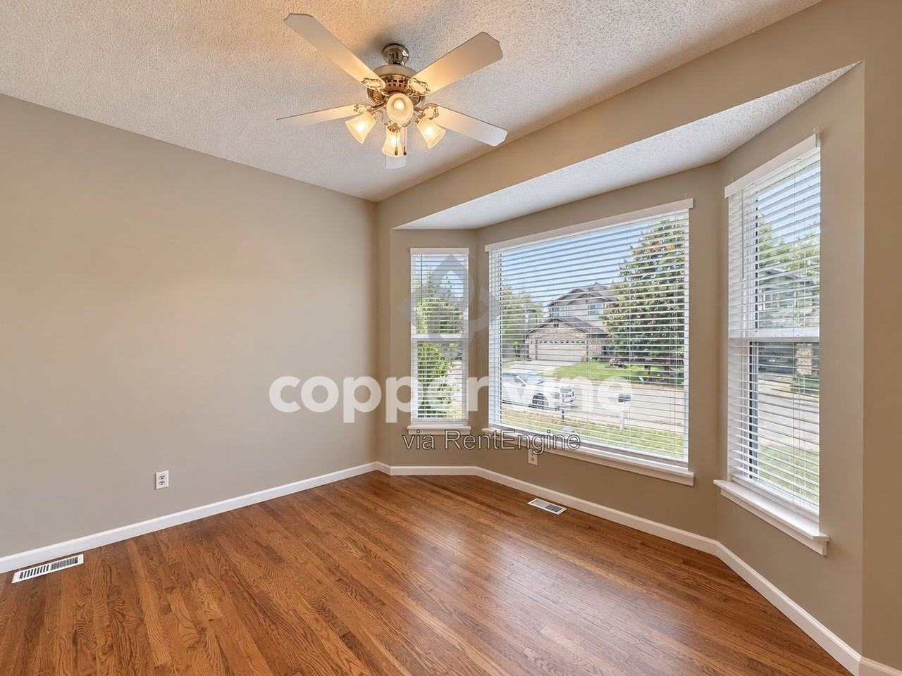 13054 Ash St - Photo 2 of 24