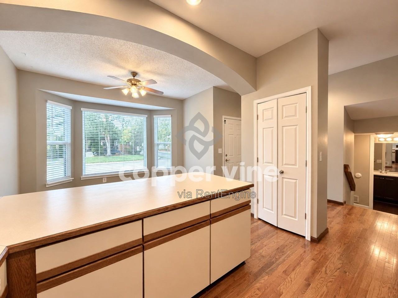 13054 Ash St - Photo 4 of 24