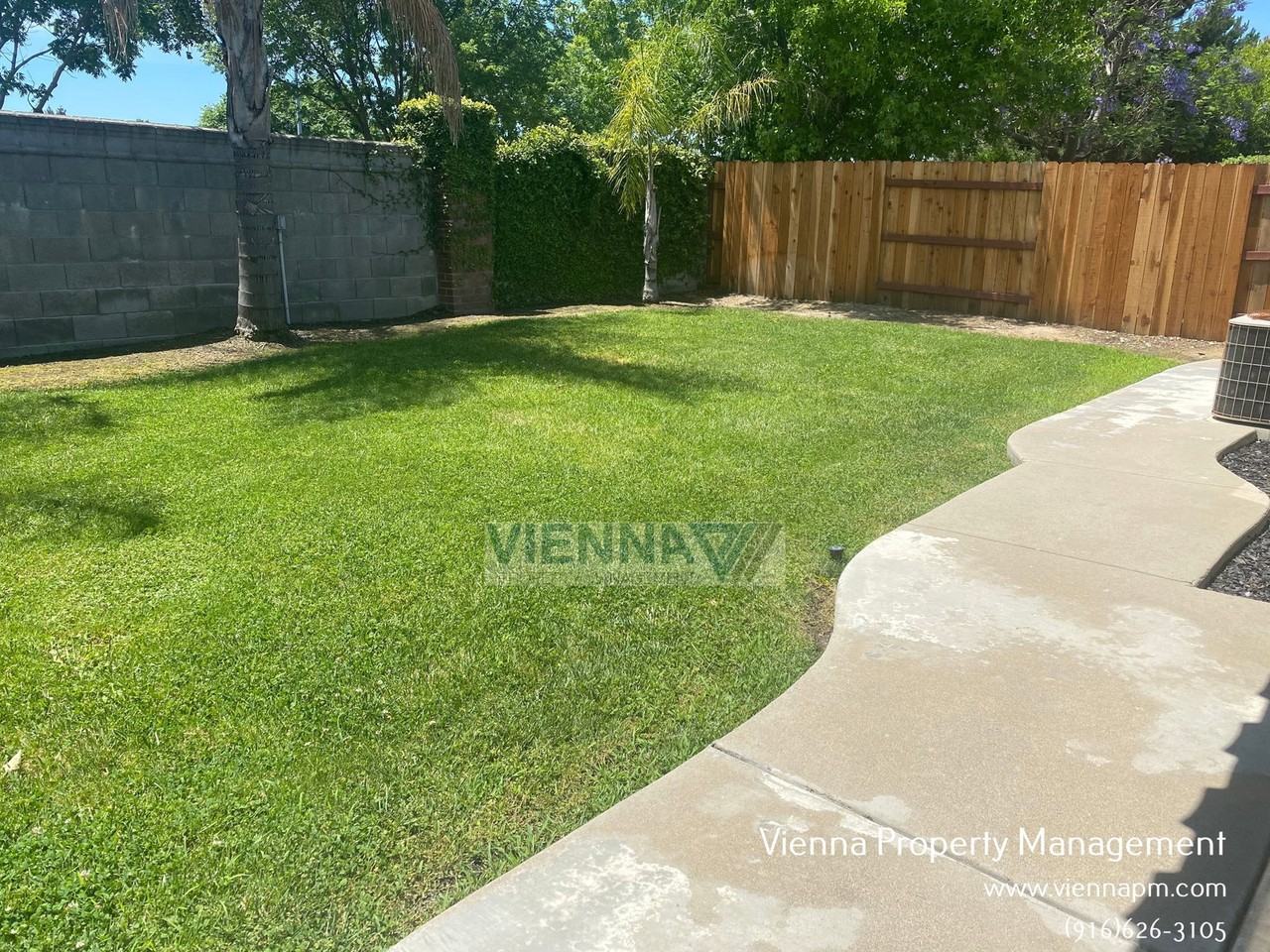 132 Halley Glen Dr - Photo 4 of 21