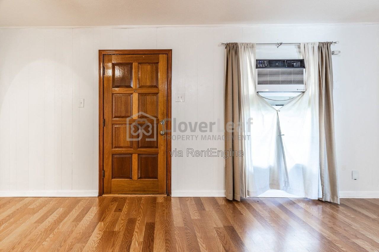238 Coral Ave - Photo 5 of 28