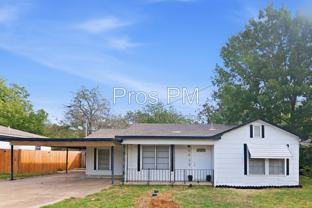 2412 N Carroll Blvd - Photo 1 of 1