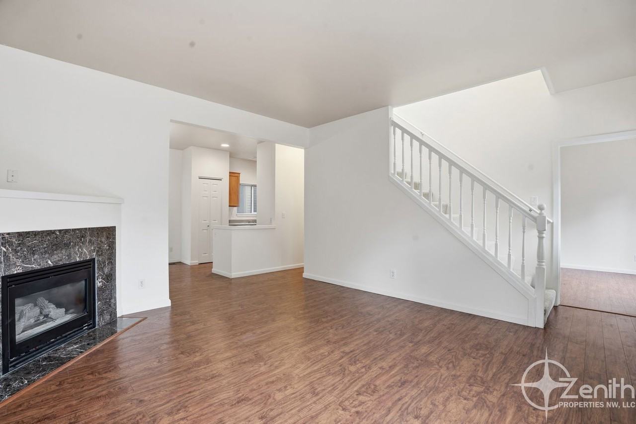419 Ne 7th Ave - Photo 3 of 33
