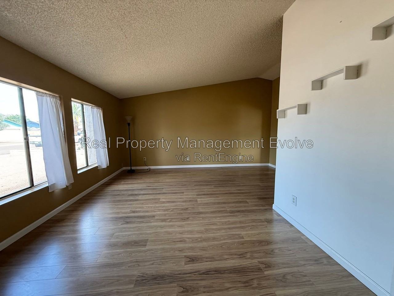 1209 W Marlboro Dr - Photo 5 of 28