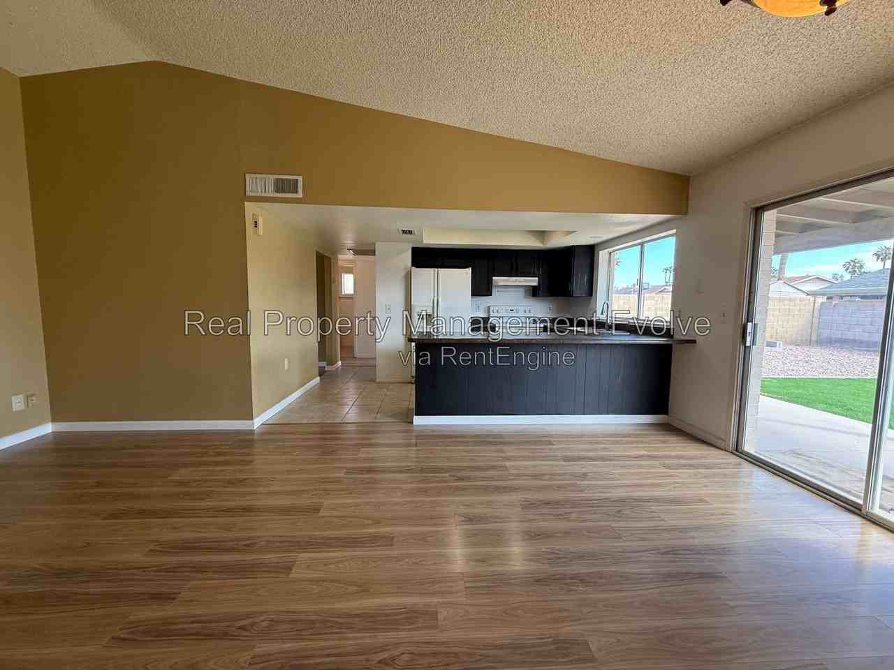 1209 W Marlboro Dr - Photo 7 of 28