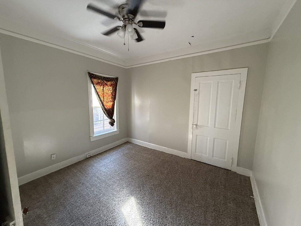 532 Broadway - Photo 3 of 10