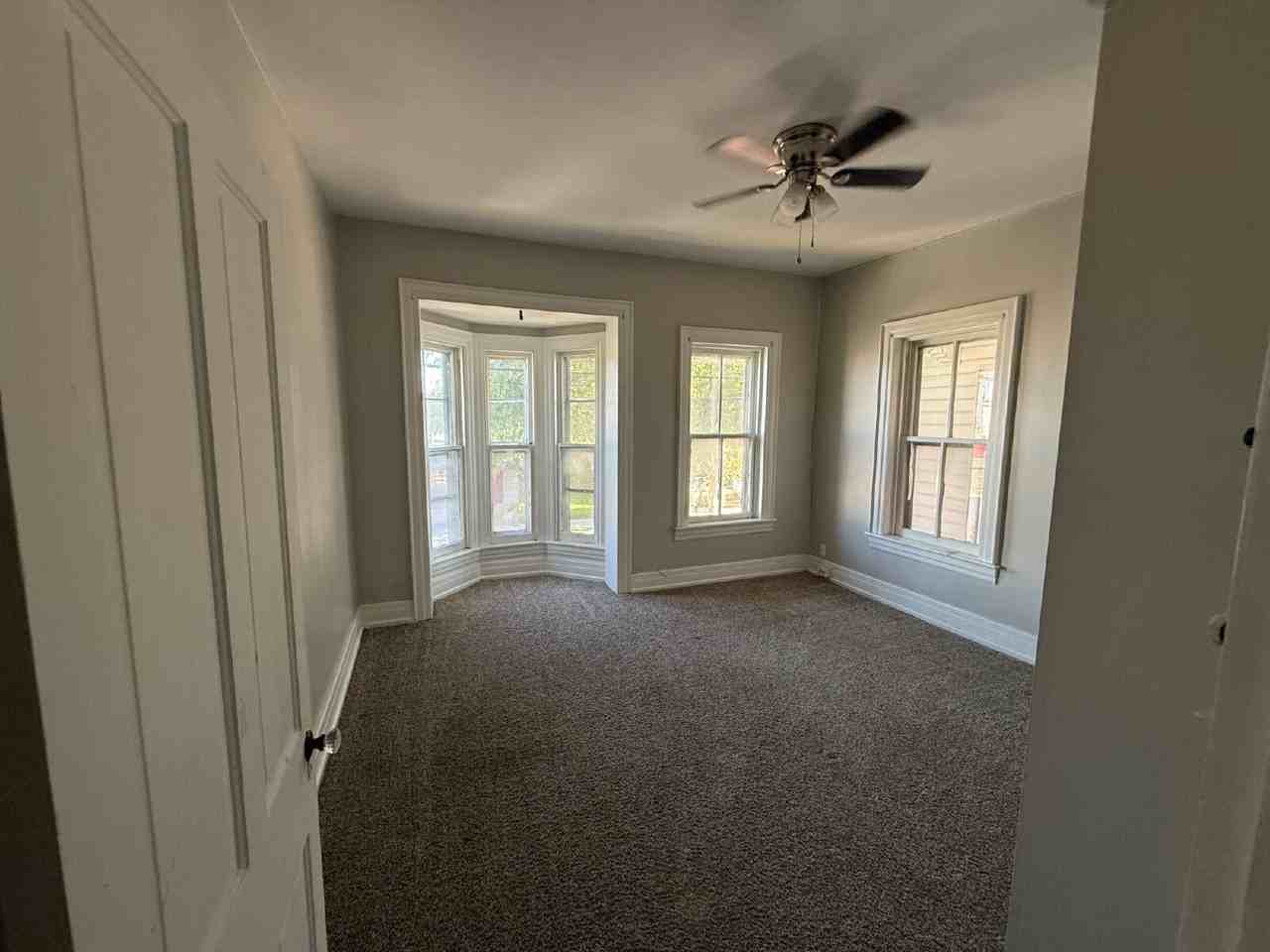 532 Broadway - Photo 7 of 10