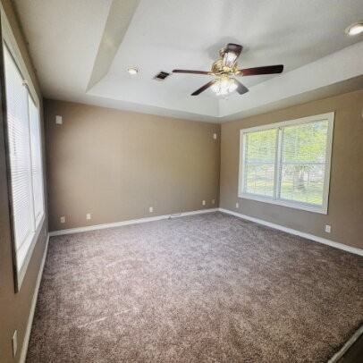 3115 Rosedale Dr - Photo 2 of 11