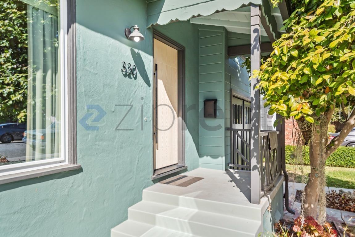 320 Covington St - Photo 5 of 35