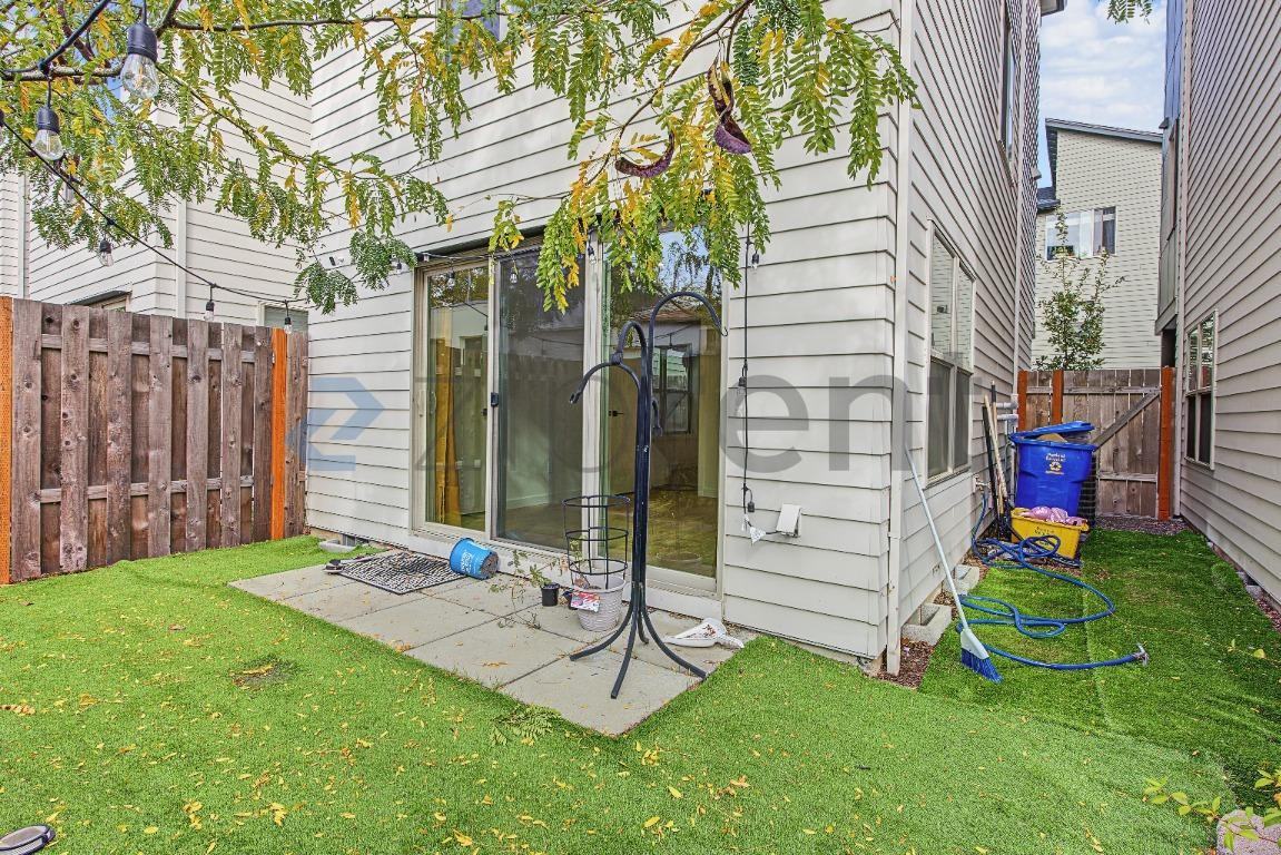 5922 Ne 42nd Ave - Photo 5 of 23