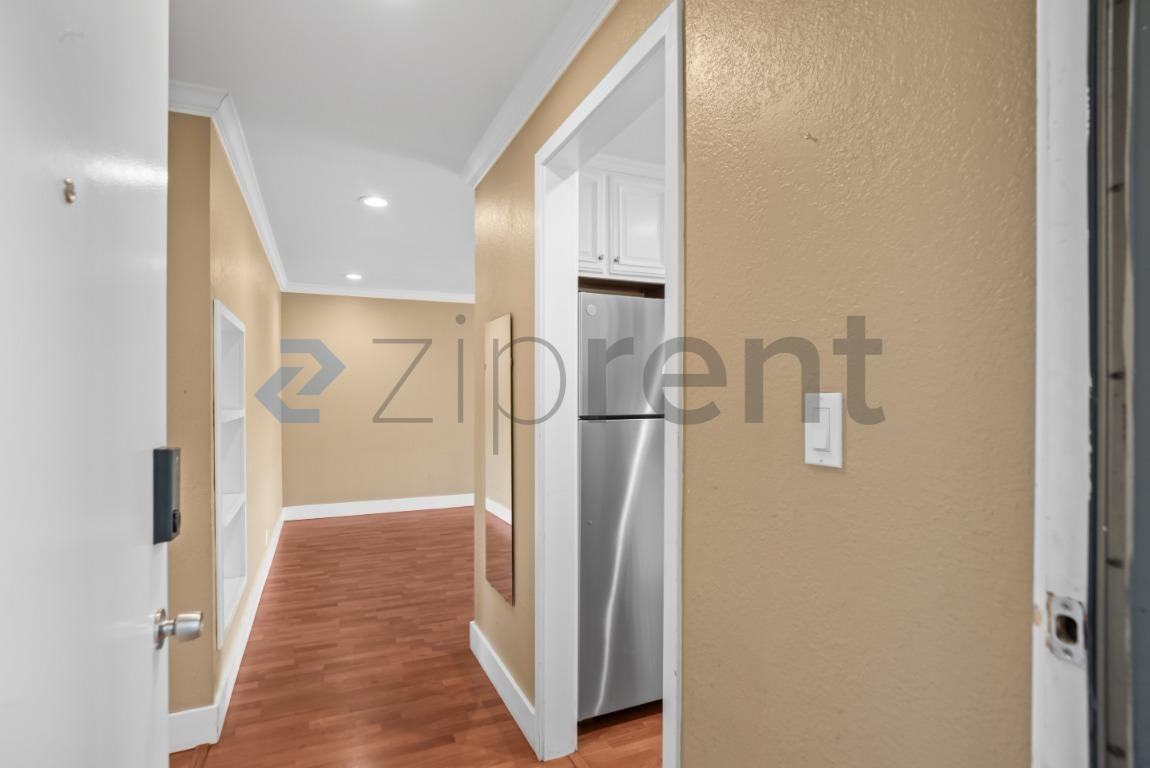 120 Saratoga Ave #102 - Photo 6 of 26