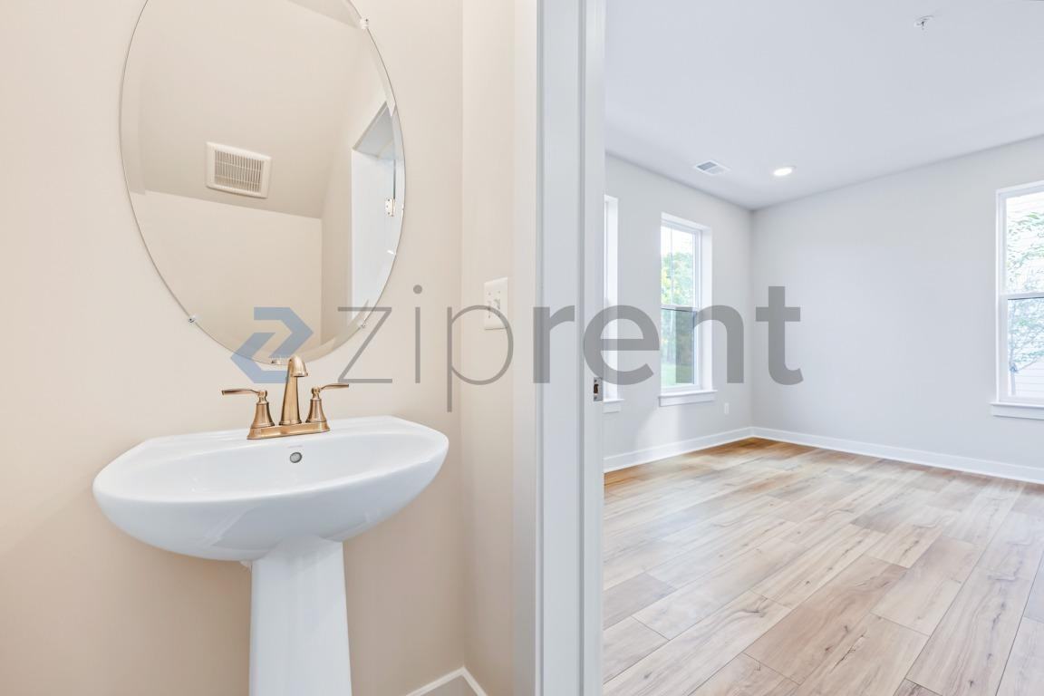 20810 Cloongee Ter - Photo 6 of 32