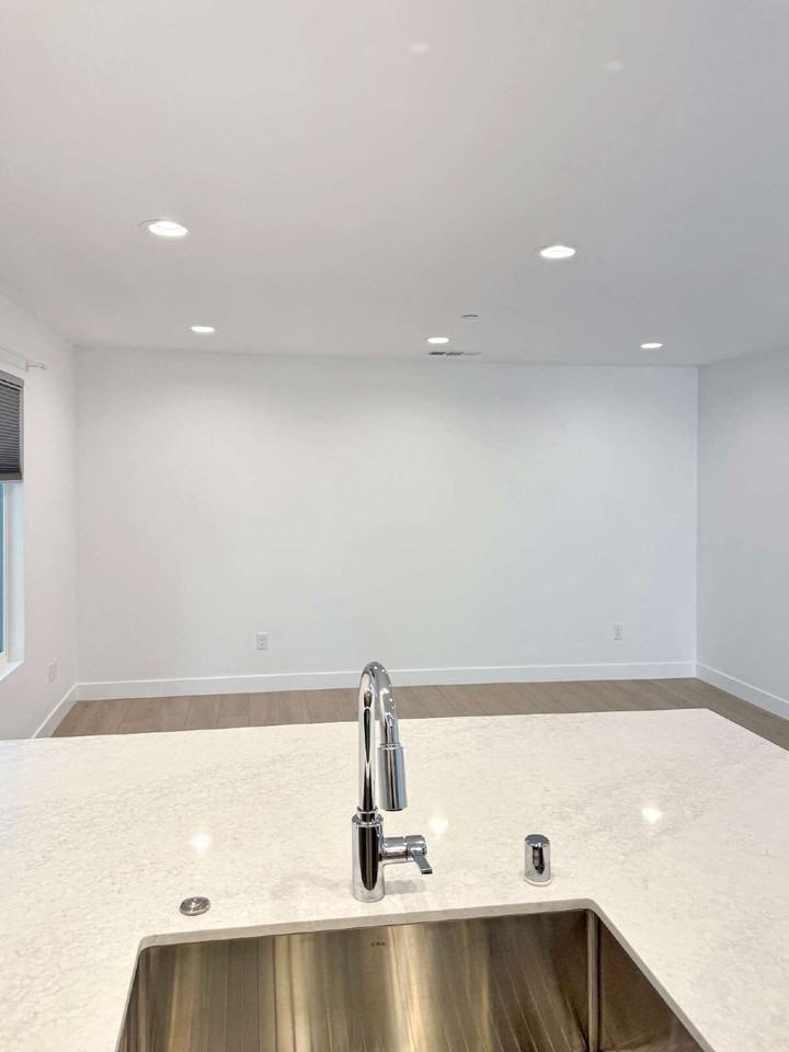 16909 Cedar Ct - Photo 6 of 29