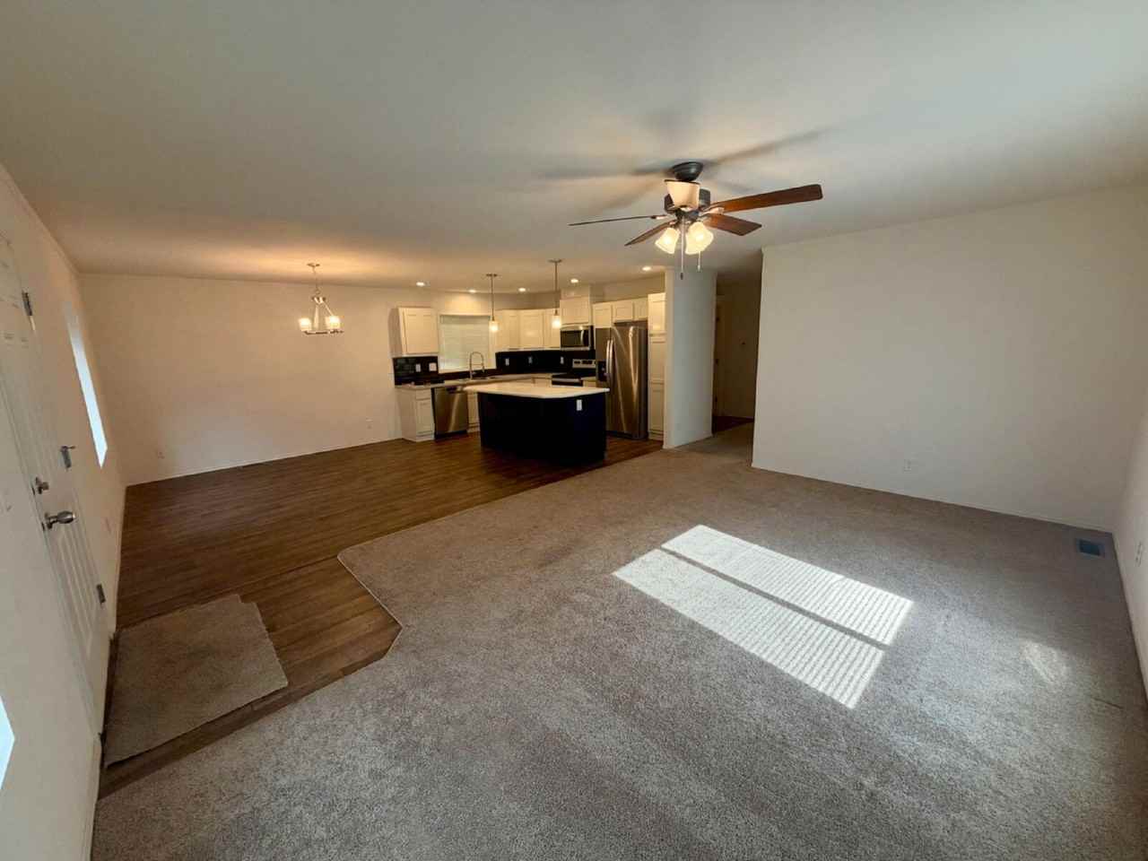 2777 Riverview St - Photo 2 of 18