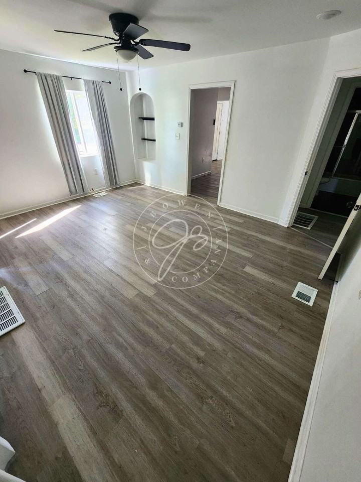 1701 Ottawa Dr - Photo 2 of 17