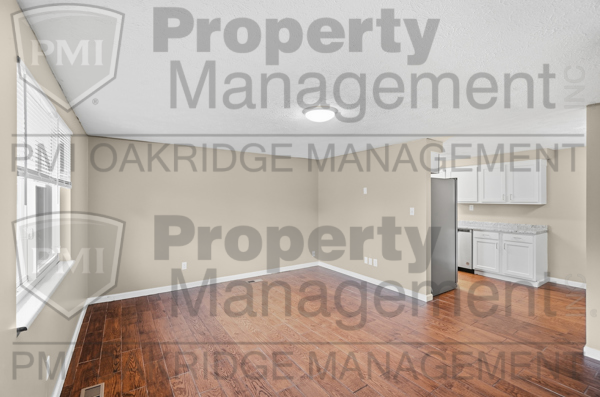 1258 Heritage Dr - Photo 3 of 17
