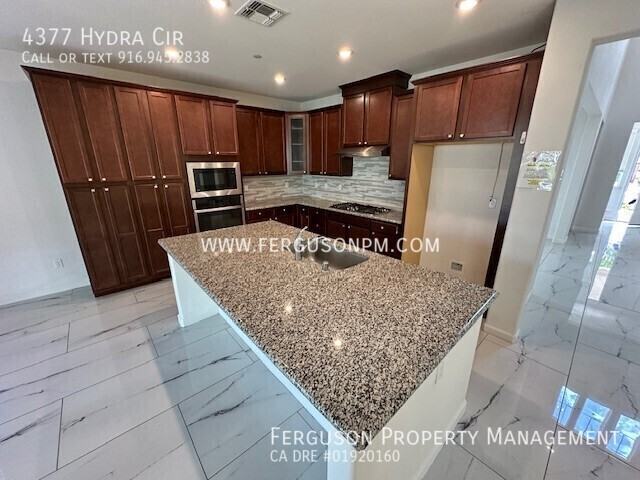 4377 Hydra Cir - Photo 4 of 22