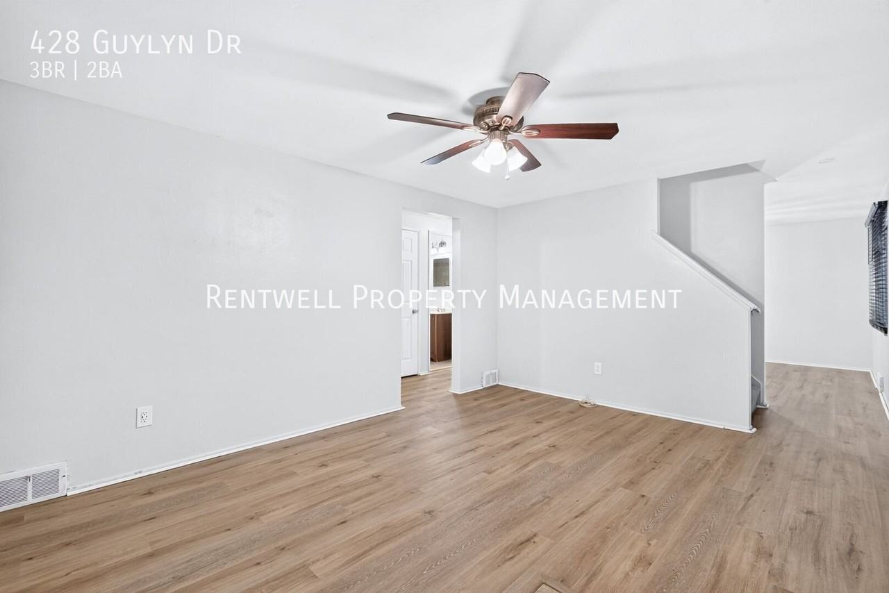 428 Guylyn Dr - Photo 6 of 38