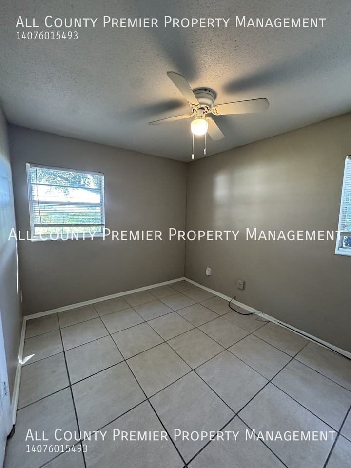 2303 Continental Blvd - Photo 5 of 12