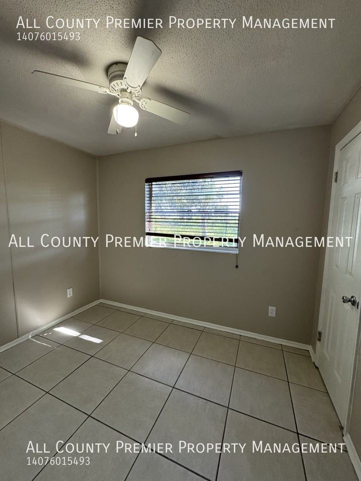 2303 Continental Blvd - Photo 6 of 12