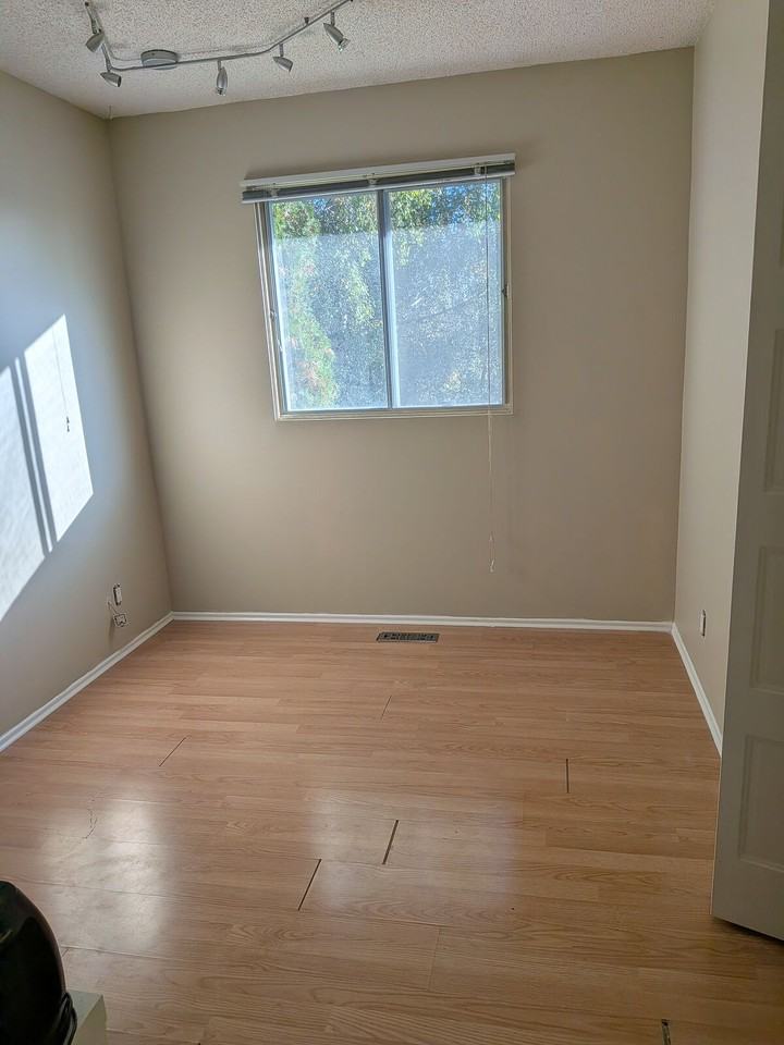 7244 Silver Springs Rd Nw - Photo 7 of 11