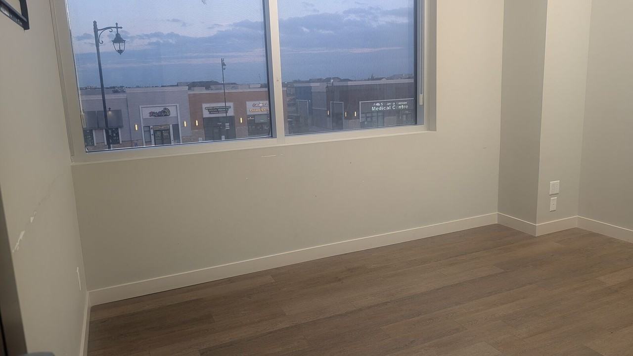 5850 88 Ave Ne - Photo 3 of 7
